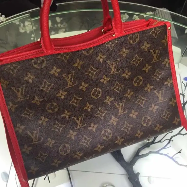 Fashionrepsfam ru 19B570415 LV Bags 0711